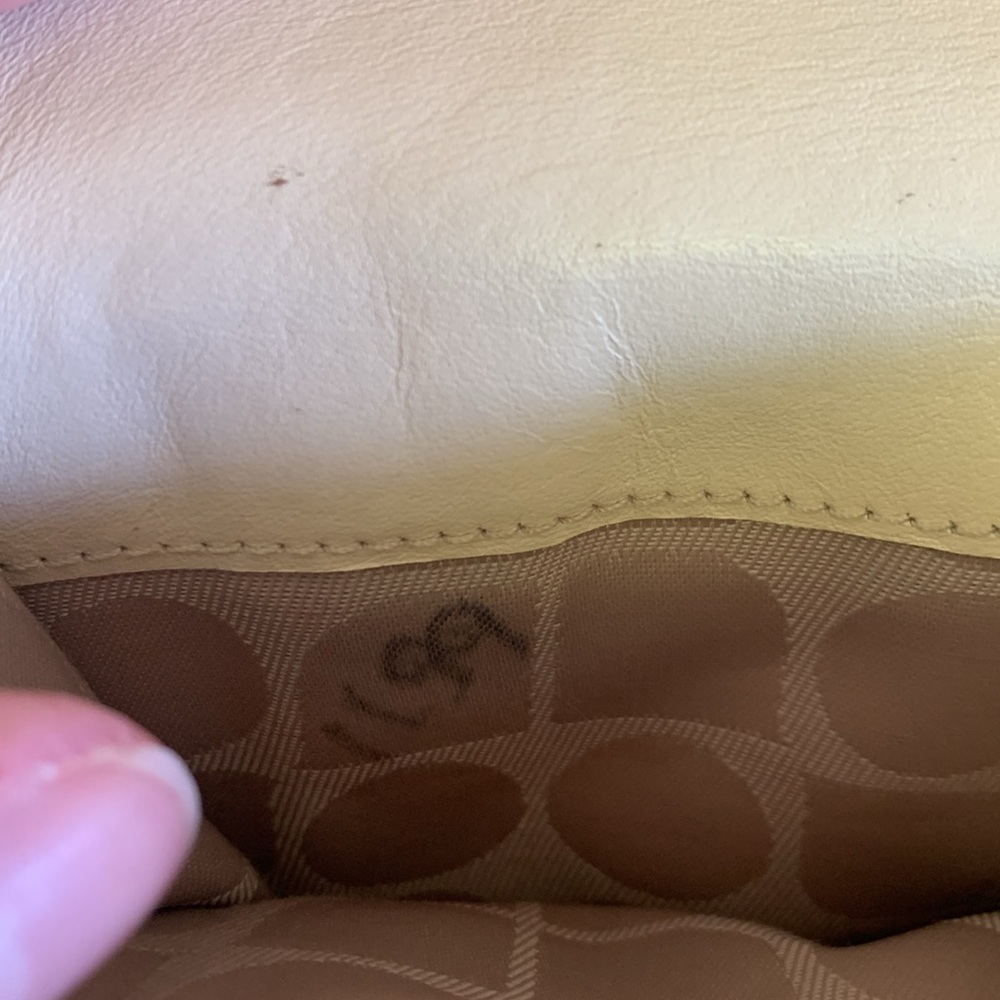 Kate Spade Vintage Trifold Cream Tan Leather  Wallet Gold Turn Lock Coin Purse - Picture 8 of 14